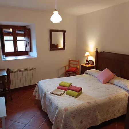 Country house Calaliu Peratallada